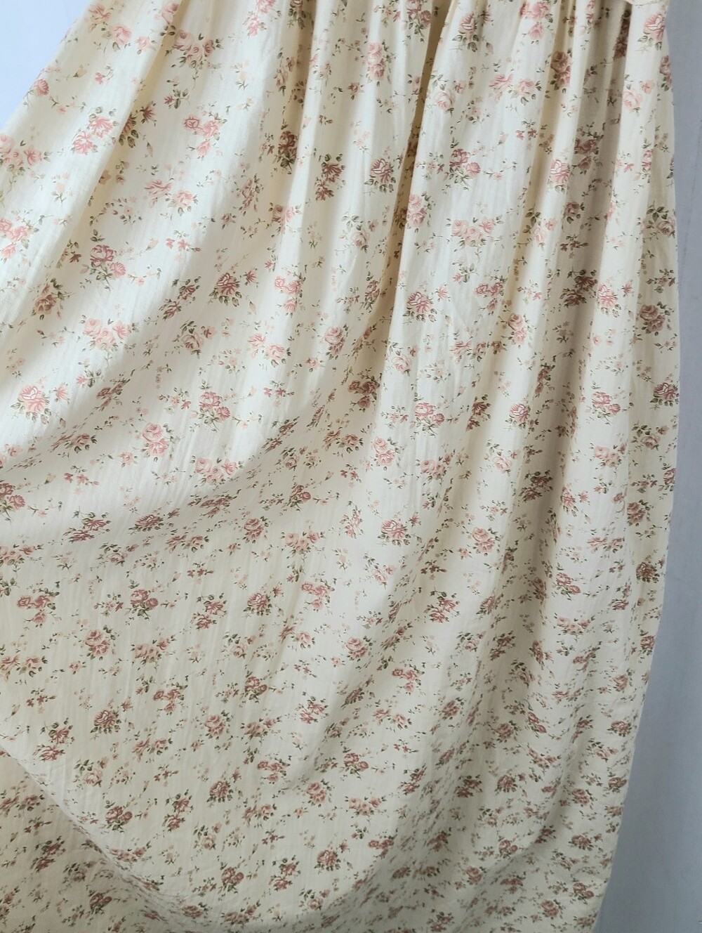 Worth Collective Finley Petal Pink Floral Tie Back Puff Sleeve Midi Dress - Picture 6 of 9